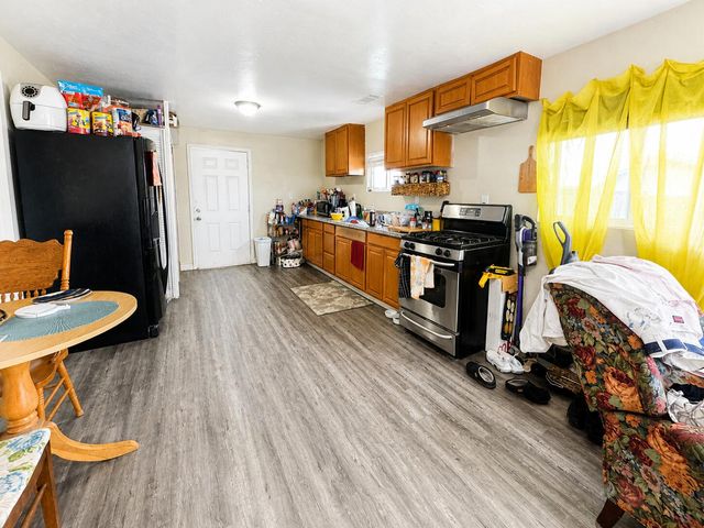 13936 Front Street, Armona, CA 93202