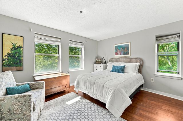 273 Cambridge Rd 505, Woburn, MA 01801
