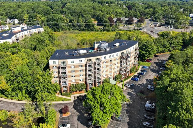 273 Cambridge Rd 505, Woburn, MA 01801
