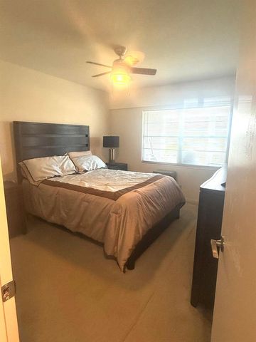 209 Brighton E, Boca Raton, FL 33434
