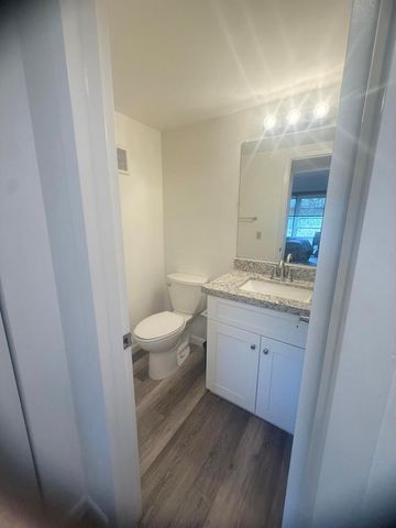 209 Brighton E, Boca Raton, FL 33434