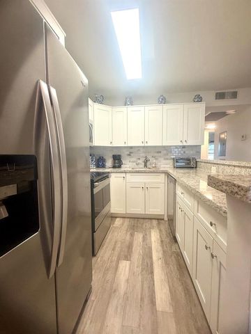 209 Brighton E, Boca Raton, FL 33434
