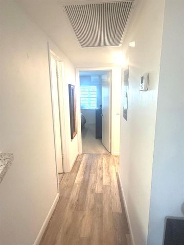 209 Brighton E, Boca Raton, FL 33434