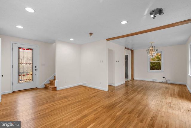 4822 OSAGE ST, College Park, MD 20740