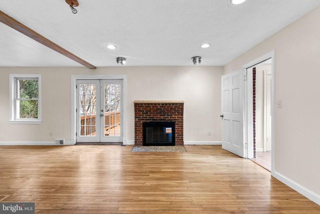 4822 OSAGE ST, College Park, MD 20740