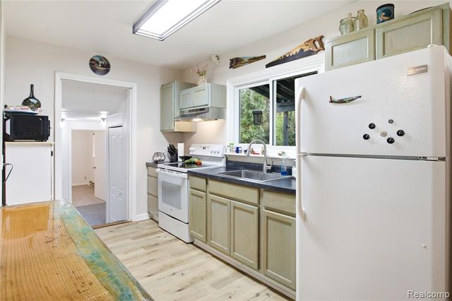 4945 Miller Road, Ann Arbor, MI 48103