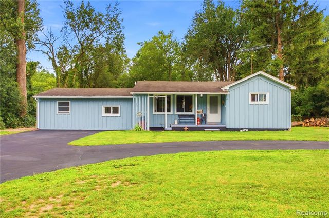 4945 Miller Road, Ann Arbor, MI 48103