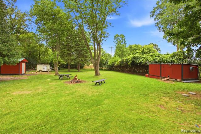 4945 Miller Road, Ann Arbor, MI 48103