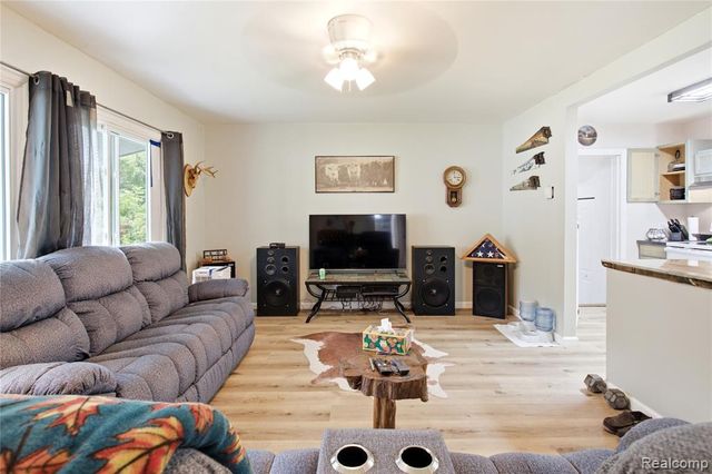 4945 Miller Road, Ann Arbor, MI 48103