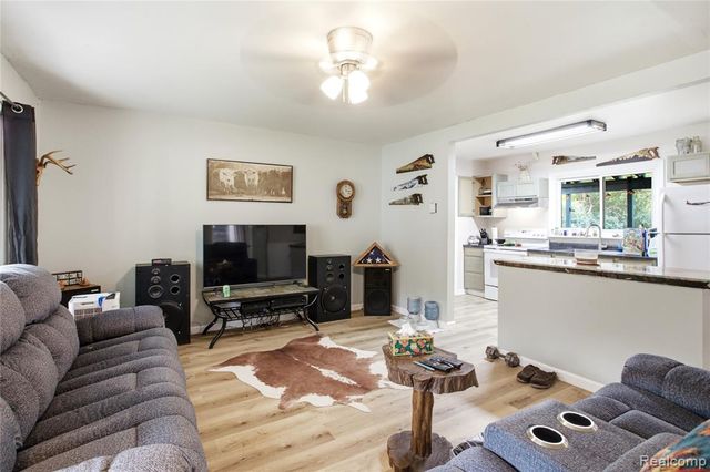 4945 Miller Road, Ann Arbor, MI 48103