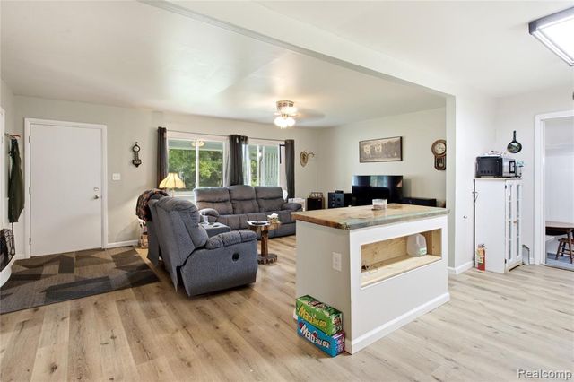 4945 Miller Road, Ann Arbor, MI 48103