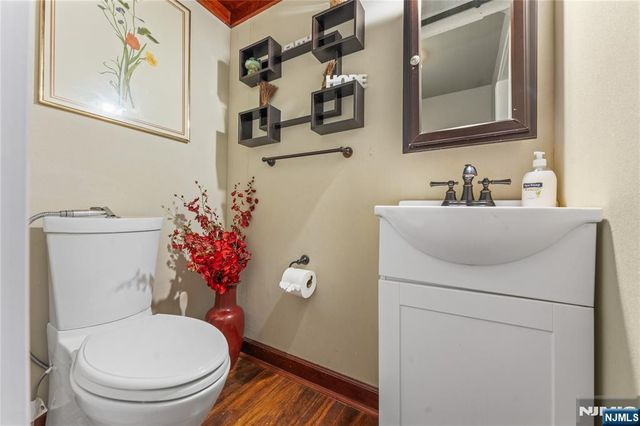 15 Putnam Place, Clifton, NJ 07011