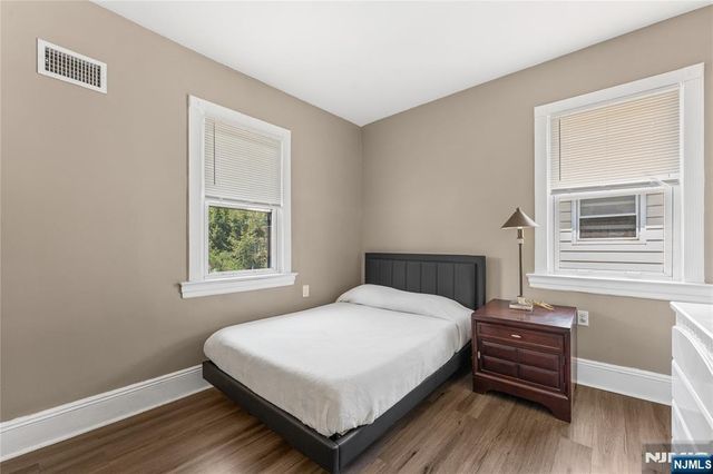 15 Putnam Place, Clifton, NJ 07011