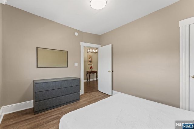 15 Putnam Place, Clifton, NJ 07011