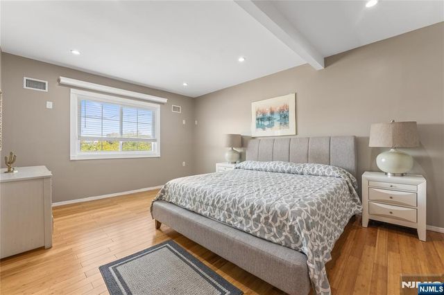 15 Putnam Place, Clifton, NJ 07011