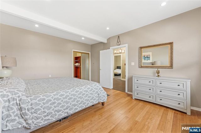 15 Putnam Place, Clifton, NJ 07011