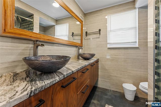 15 Putnam Place, Clifton, NJ 07011