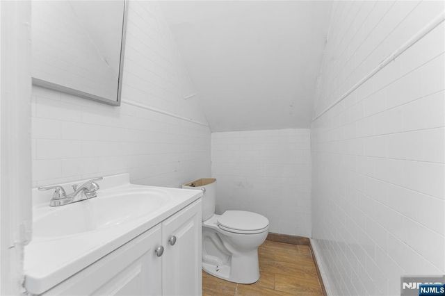 15 Putnam Place, Clifton, NJ 07011