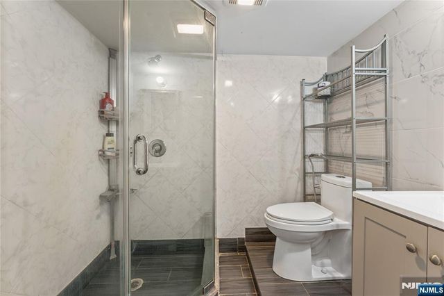 15 Putnam Place, Clifton, NJ 07011