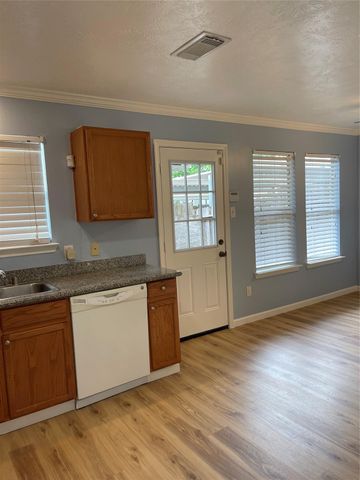 11735 Alief Clodine 17, Houston, TX 77072