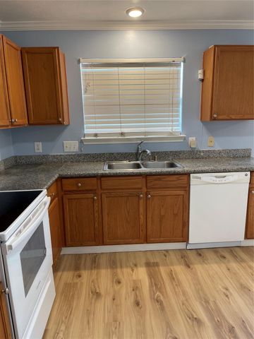 11735 Alief Clodine 17, Houston, TX 77072