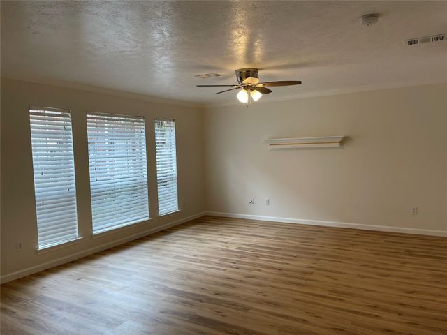 11735 Alief Clodine 17, Houston, TX 77072