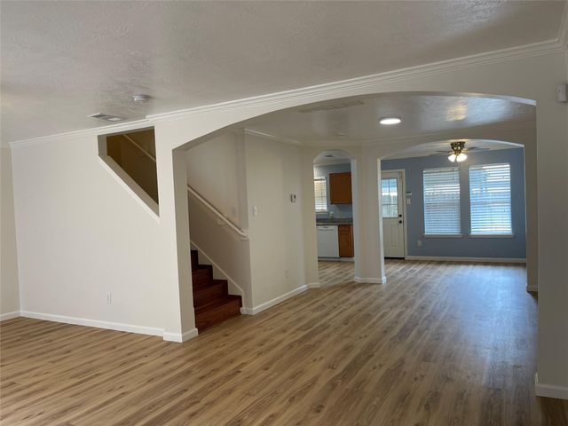 11735 Alief Clodine 17, Houston, TX 77072