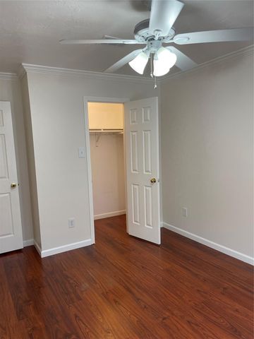 11735 Alief Clodine 17, Houston, TX 77072