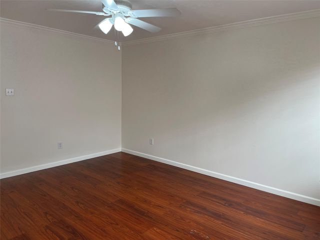 11735 Alief Clodine 17, Houston, TX 77072
