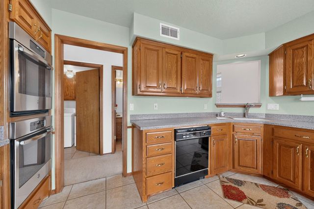7539 Calyx Drive NW, Albuquerque, NM 87120
