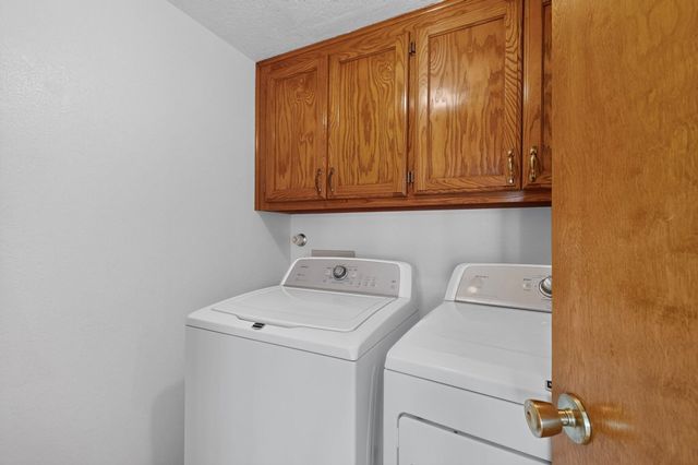 7539 Calyx Drive NW, Albuquerque, NM 87120