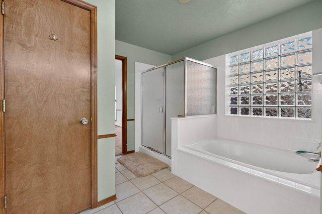 7539 Calyx Drive NW, Albuquerque, NM 87120