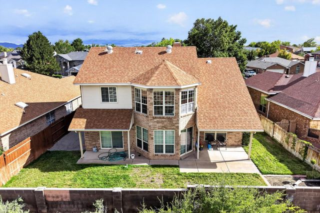 7539 Calyx Drive NW, Albuquerque, NM 87120