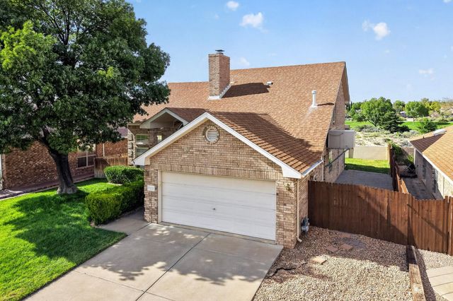 7539 Calyx Drive NW, Albuquerque, NM 87120