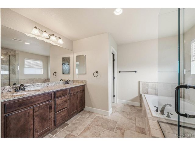 9763 W Hinsdale Ln, Littleton, CO 80128