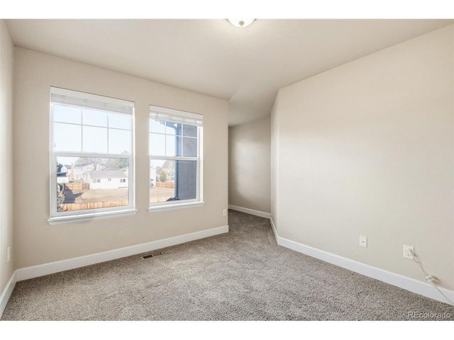 9763 W Hinsdale Ln, Littleton, CO 80128