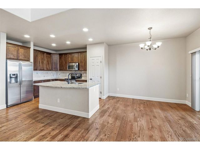 9763 W Hinsdale Ln, Littleton, CO 80128