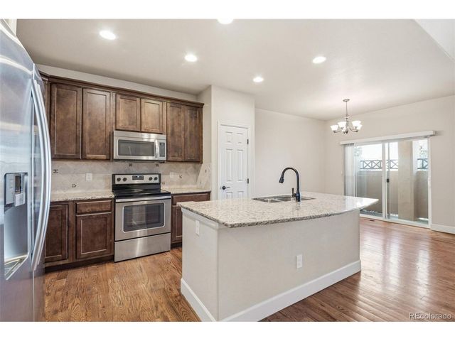 9763 W Hinsdale Ln, Littleton, CO 80128