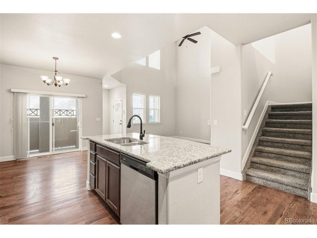 9763 W Hinsdale Ln, Littleton, CO 80128