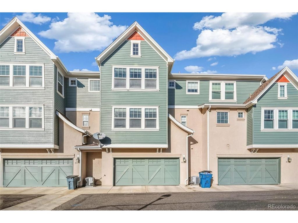 9763 W Hinsdale Ln, Littleton, CO 80128