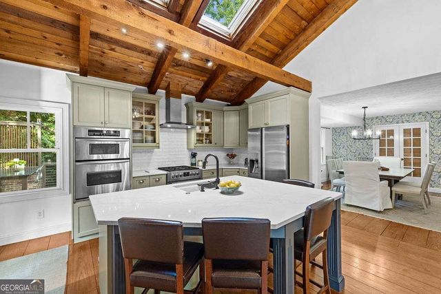 1826 Forest Springs Court, Dunwoody, GA 30338