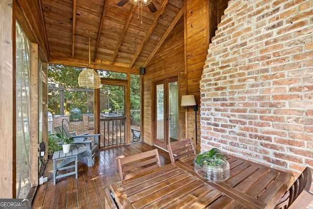 1826 Forest Springs Court, Dunwoody, GA 30338