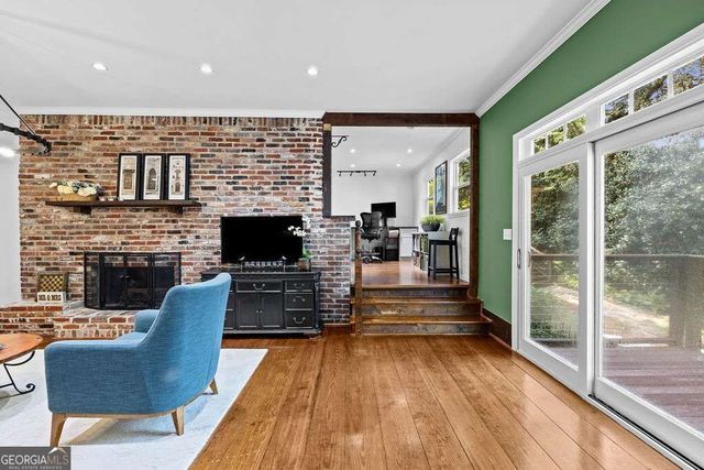 1826 Forest Springs Court, Dunwoody, GA 30338