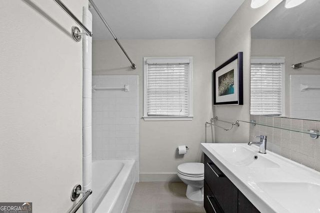 1826 Forest Springs Court, Dunwoody, GA 30338