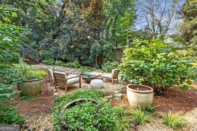 1826 Forest Springs Court, Dunwoody, GA 30338