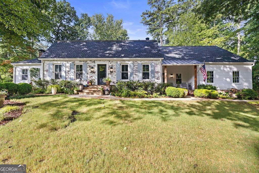 1826 Forest Springs Court, Dunwoody, GA 30338