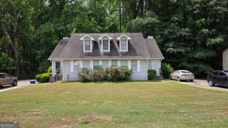 225 Handley Court, Tyrone, GA 30290