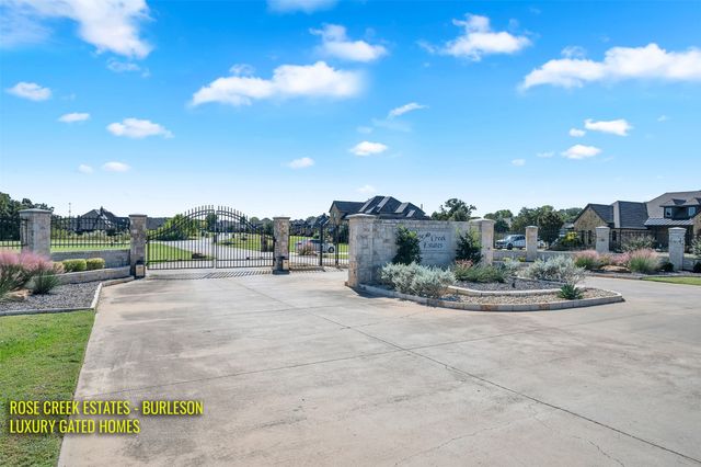 5980 Retta Mansfield Road, Burleson, TX 76028