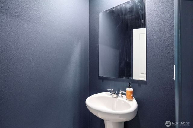 4269 SE Elijah Court, Port Orchard, WA 98366