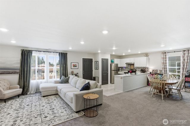 4269 SE Elijah Court, Port Orchard, WA 98366